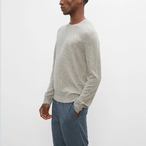 Signature Cashmere Crewneck Sweater- NewW/Tags- NEVER WORN- LIGHT PINK (SEE PIC)